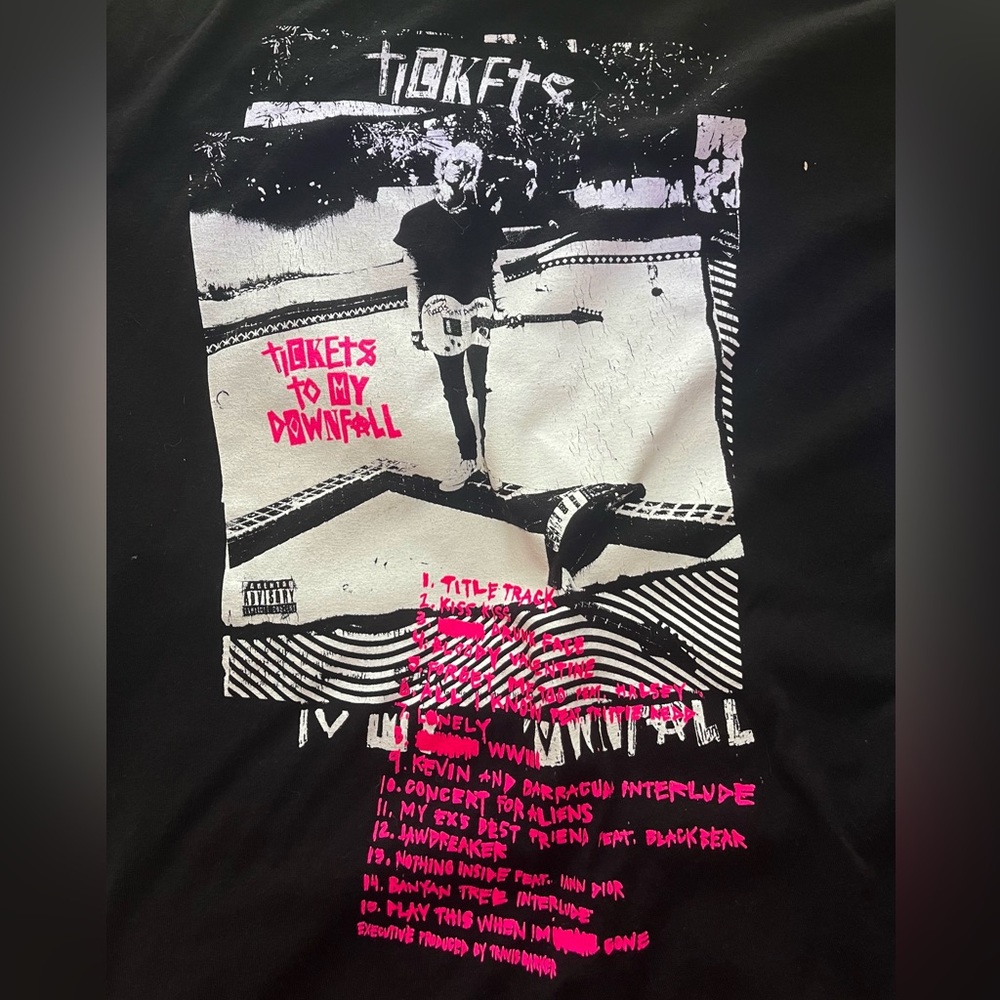 “Tickets To My Downfall” Machine Gun Kelly T-Shirt.
